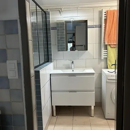 Maison 6 Personnes Sur Grand Terrain 100 M - V0261 * Vias